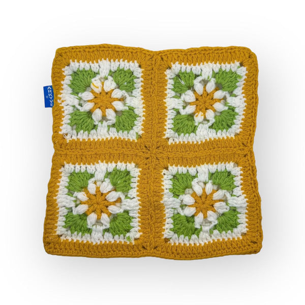 Arkyve Garden Crochet Beanie "Mustard"