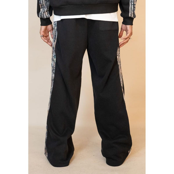 EPTM Stripped Baggy Sweatpants “Black/Camo”