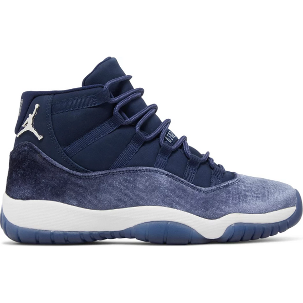 Jordan 11 Retro "Midnight Navy Velvet" (W)